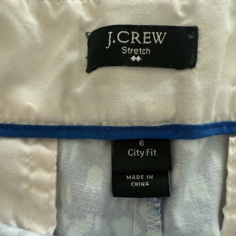 J. Crew Blue and White Cotton Chino Side Zip‎ 5'' inseam Shorts City Fit- 6